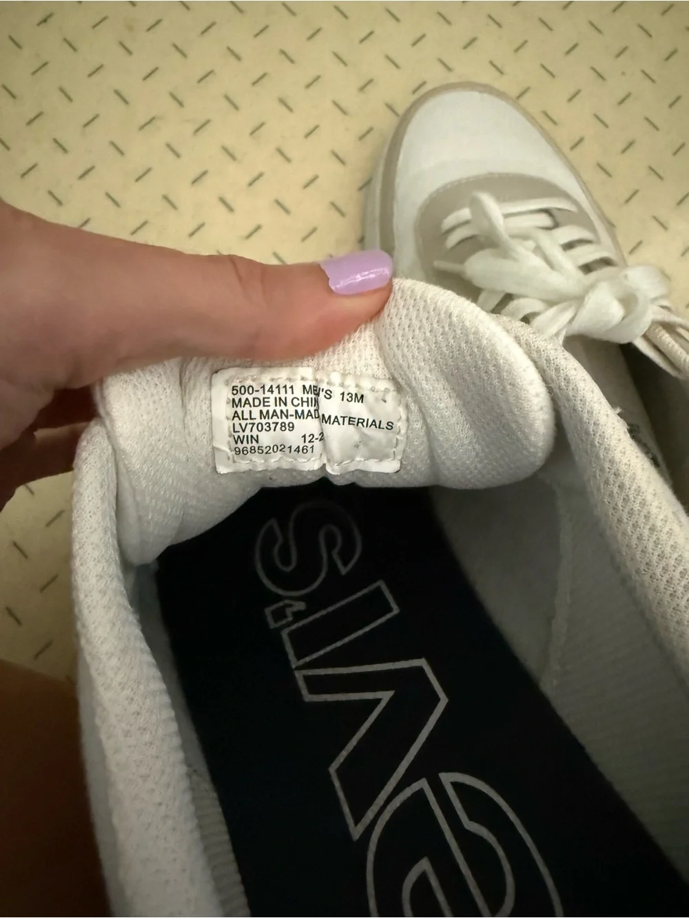 Levi's Men’s Casual White & Light Gray Low-Top Sneakers